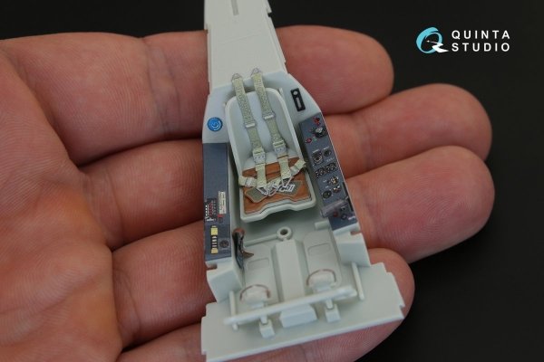 Quinta Studio QD32062 Fw 190F-8 3D-Printed &amp; coloured Interior on decal paper (for Revell kit) 1/32