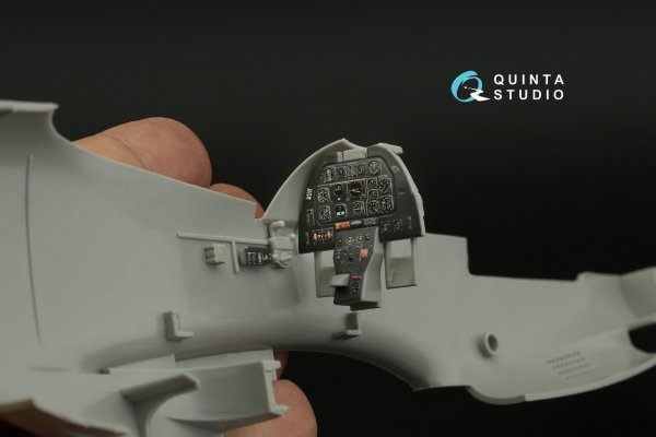 Quinta Studio QDS-32144 P-51D Mustang 3D-Printed &amp; coloured Interior on decal paper (Trumpeter) (Small version) 1/32