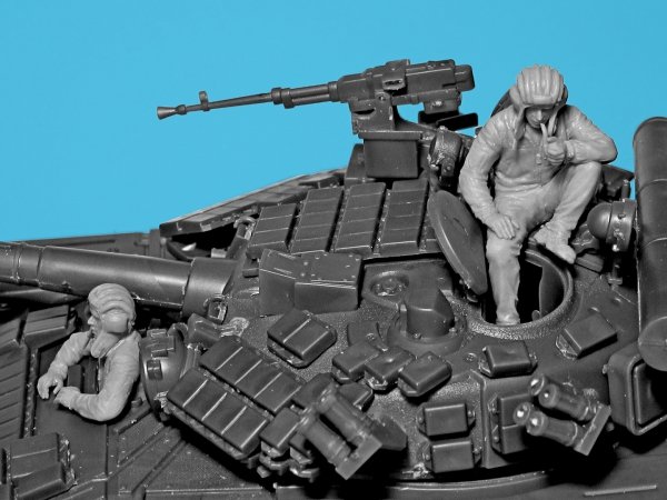 ICM 35756 Tank Crew of the Armed Forces of Ukraine 1/35