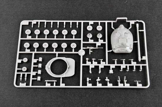 Trumpeter 07136 Soviet JS-7 Tank 1/72