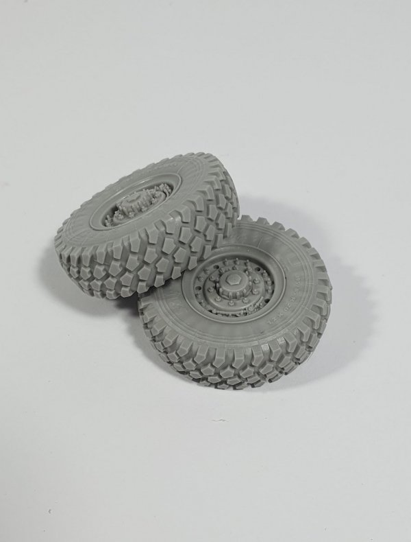 Panzer Art RE35-751 ASV M1117 “Guardian” Road wheels 1/35