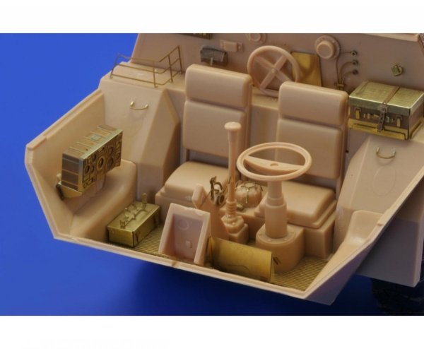 Eduard 36179 152mm ShkH vz.77 DANA interior 1/35 Hobby Boss