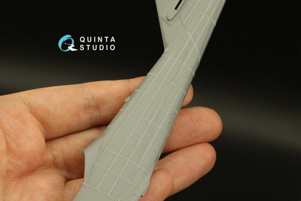 Quinta Studio QRV-025 Double riveting rows (rivet size 0.20 mm, gap 0.8 mm, suits 1/32 scale), White color, total length 5,8 m/19 ft
