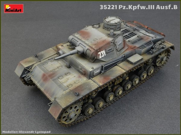 MiniArt 35221 Pz.Kpfw.III Ausf.B w/Crew 1/35