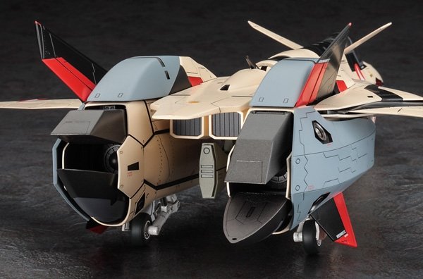Hasegawa 65888 YF-19 w/ Fast Pack Macross Plus 1/48