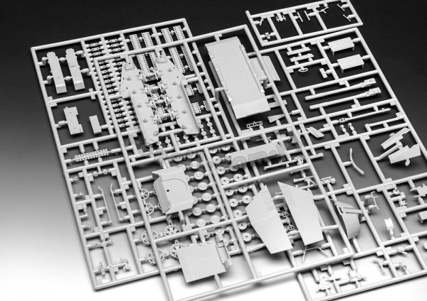 Revell 63358 Sd.Kfz. 164 Nashorn - model set 1/72
