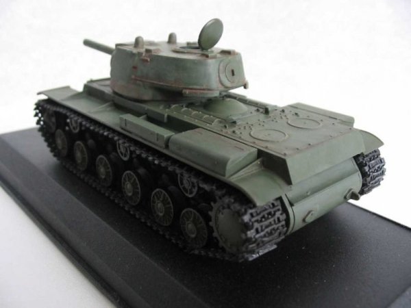 PST 72034 KV-9 Heavy tank 1/72
