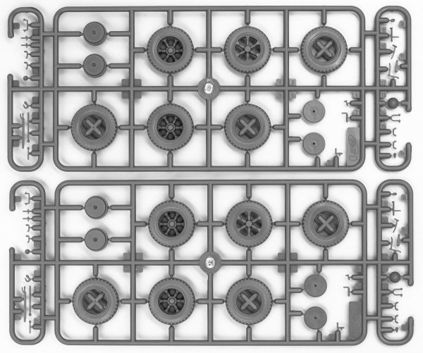 ICM DS3509 Wehrmacht Radio Trucks (Henschel 33D1 Kfz.72, Krupp L3H163 Kfz.72) 1/35