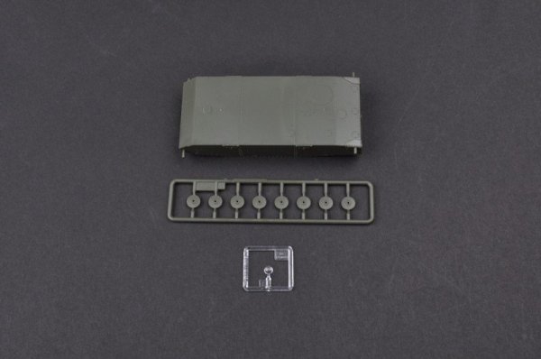 Hobby Boss 82494 Soviet T-26 Light Infantry Tank Mod.1931 (1:35)