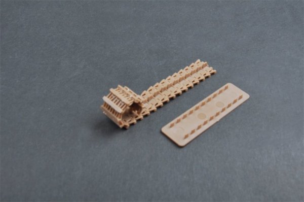 Trumpeter 02053 Track links for Moresr Karl Gerat 040/041 (1:35)
