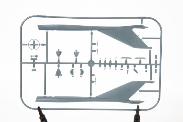 Eduard 8232 MiG-21BIS 1/48