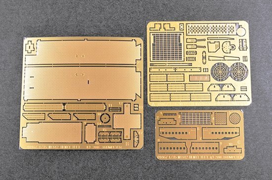 Trumpeter 01067 M1142 HEMTT TFFT (Tactical Fire Fighting Truck) 1/35