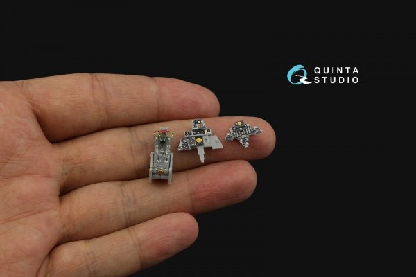 Quinta Studio QD72082 F-4J Early 3D-Printed &amp; coloured Interior on decal paper (Fine Molds) 1/72