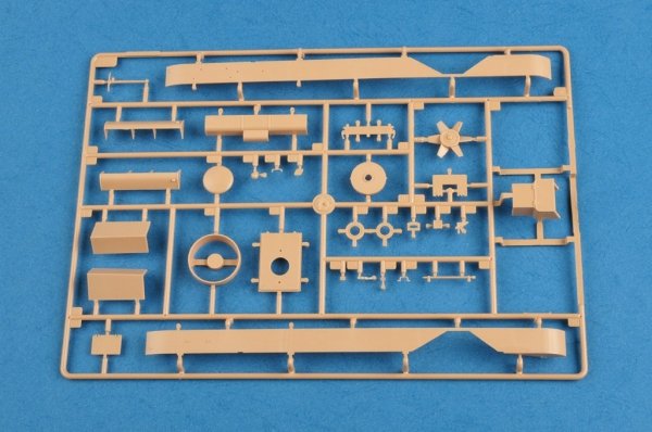Hobby Boss 83854 Soviet T-28E Medium Tank (1:35)