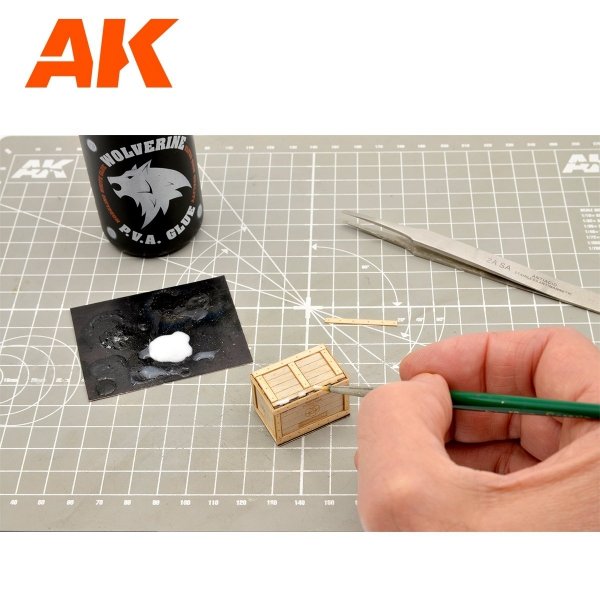 AK Interactive AK8230 LASER CUT WOODEN BOX 004 BIOHAZARD (3 UNITS) 1/35