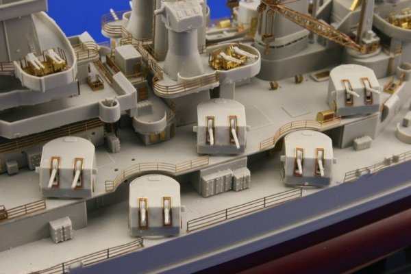 Eduard 53018 USS BB-55 North Carolina 1/350 Trumpeter
