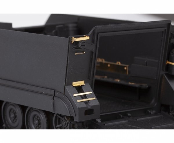 Eduard 36533 M113A1 Italeri 1/35