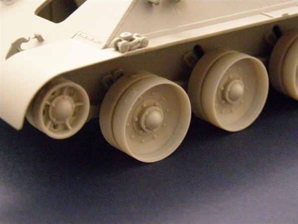 Panzer Art RE35-056 Burn out wheels for T-34 tank (model 1940-41) 1/35