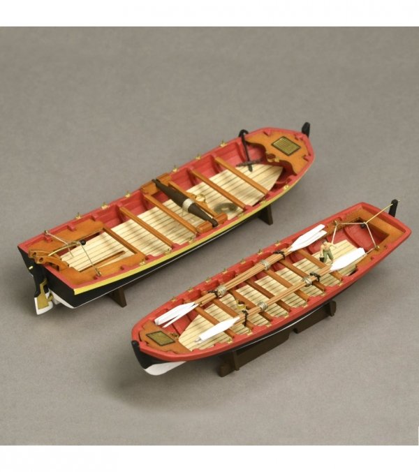ARTESANIA LATINA 22901 Santisima Trinidad Trafalgar Ed. 1805 + figurki + miedziane poszycie 1/84