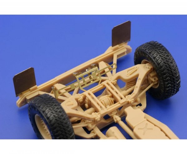 Eduard 36209 M-1151 EAC interior 1/35 Academy