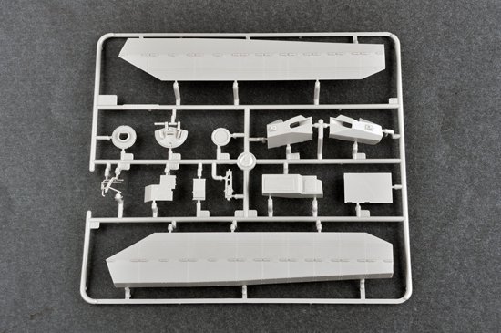 Trumpeter 09512 Ukrainian T-84BM Oplot MBT (1:35)