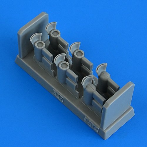 Quickboost QB32309 Hawker Hurricane Mk. IIb late exhaust Revell 1/32