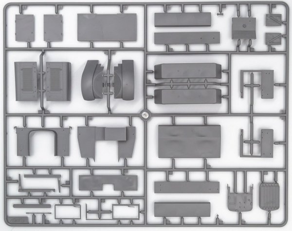 ICM DS3509 Wehrmacht Radio Trucks (Henschel 33D1 Kfz.72, Krupp L3H163 Kfz.72) 1/35