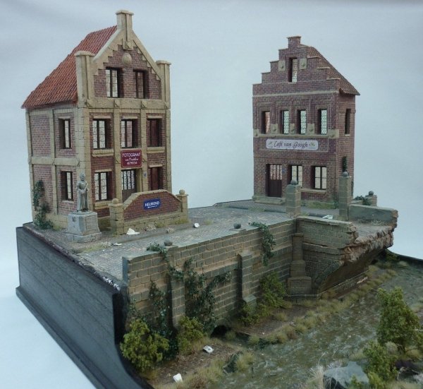 RT-Diorama 35215 Diorama-Base:&quot;Broken Bridge&quot; 1/35