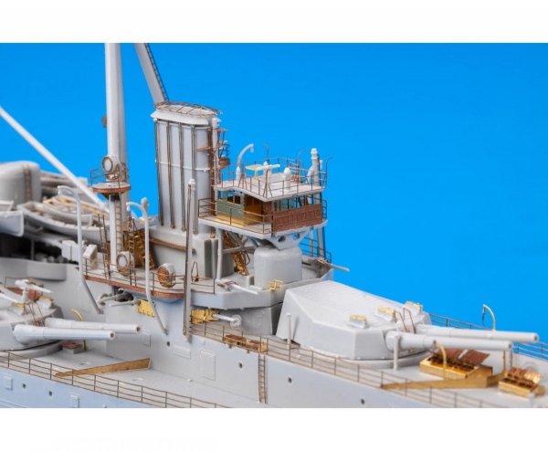 Eduard 53258 HMS Dreadnought 1915 1/350 TRUMPETER