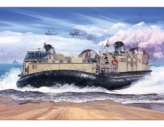 Trumpeter 07302 USMC Landing Craft Air Cushion 1/72