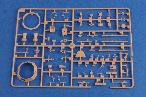 Hobby Boss 83816 German Sd.Kfz.222 Leichter Panzerspahwagen (1:35)