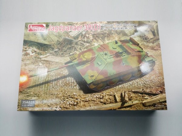 Amusing Hobby 35A021 Jagdpanzer 38(D) (1:35)