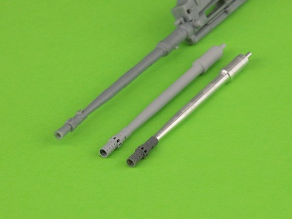 Master GM-35-046 PzKpfw II Ausf. a–F - 2cm KwK30 L/55 &amp; MG-34 gun barrels (for IBG, Dragon and other kits) 1/35