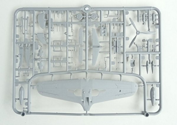 Arma Hobby 70057 P-400 Airacobra 1/72