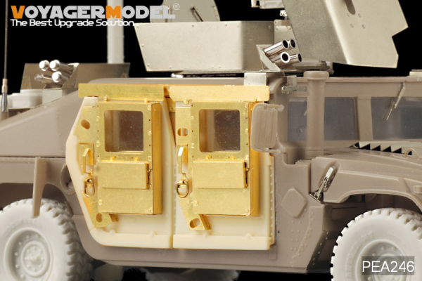 Voyager Model PEA246 Modern HUMVEE family bullet-proof door (For TAMIYA/BRONCO) 1/35