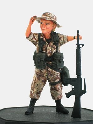 FineMolds FT5 Gulf War U.S. Infantry Woman &amp; M16A2 1/12
