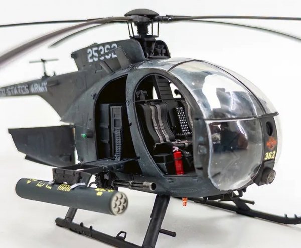 Zimi Model 50001 AH-6 J Little Bird Nightstalkers with Metal Barrels 1/35