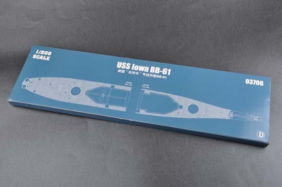 Trumpeter 03706 USS Iowa BB-61 (1:200)