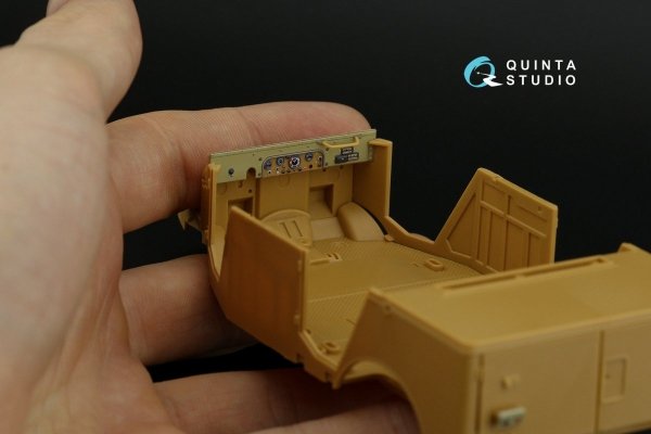 Quinta Studio QD35070 Mercedes-Benz L1500A 3D-Printed &amp; coloured Interior on decal paper (ICM) 1/35