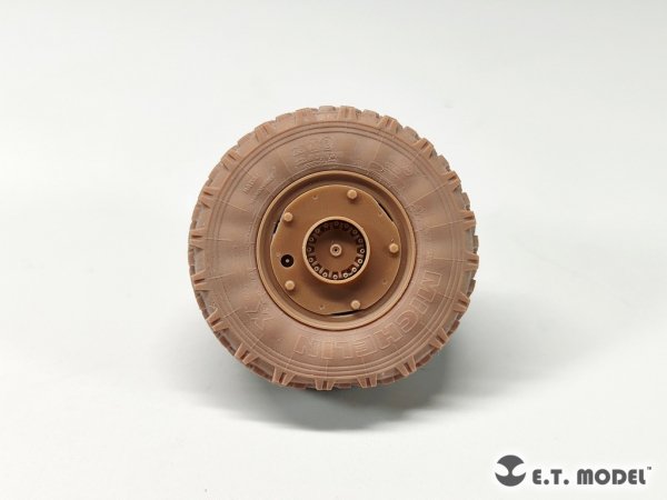 E.T. Model P35-155 U.S.Army Stryker Armored Vehicle Sagged Wheels For TRUMPETER Kit 1/35