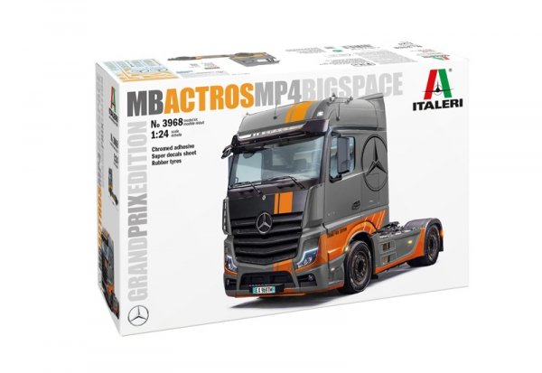 Italeri 3968 MB Actros MP4 Big Space - Grand Prix Edition 1/24