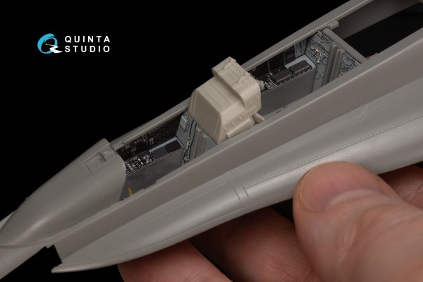 Quinta Studio QD48216 F/A-18D Late 3D-Printed &amp; coloured Interior on decal paper with resin parts (Kinetic) 1/48