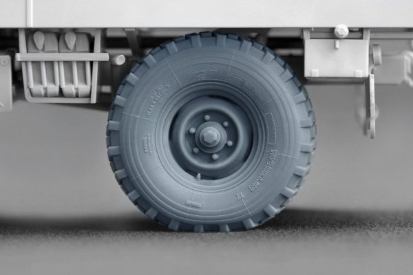 ScaleX WM 35023S Unimog 404 11.0R20 X Sagged v2 Sagged wheel set (for AK-Interactive, ICM, Revell) 1/35