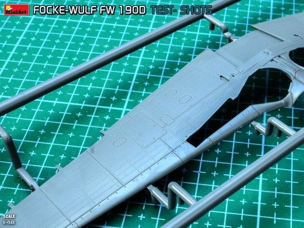 MiniArt 48040 FOCKE-WULF FW 190D-9. MIMETALL PROD. JAGDGESCHWADER 301. BASIC KIT 1/48