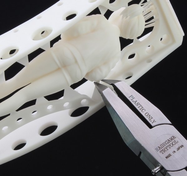 Hasegawa TT120 Nippers For Plastic Models (Precision Flat Blade)