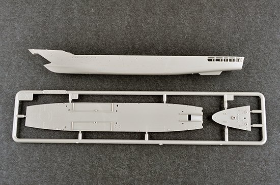 Trumpeter 06728 PLA Navy Type 072A LST 1/700