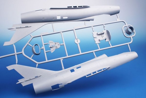 Special Hobby 48223  SMB-2 Super Mystere ‘The First French Supersonic’ 1/48