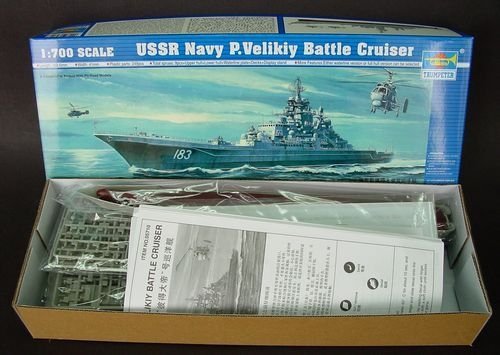 Trumpeter 05710 USSR Navy P. Velikiy Battle Cruiser 1/700