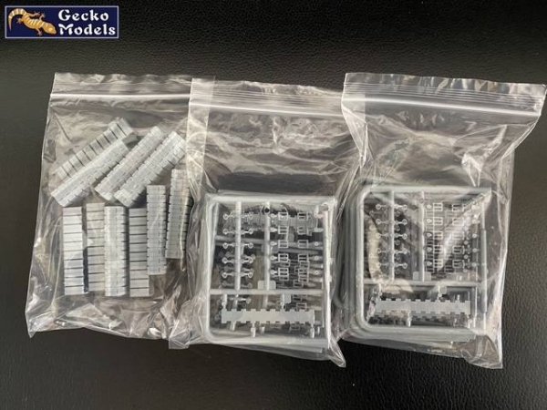 Gecko Models 35GM0158 British Type 1942 5gal/20L Jerry Can Set 1/35