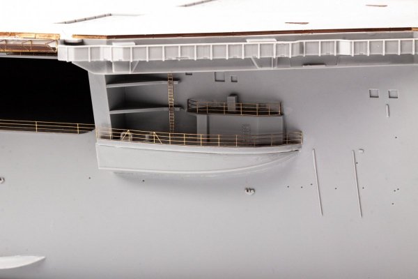 Eduard 53283 USS Constellation CV-64 part 3 - railings &amp; safety nets TRUMPETER 1/350